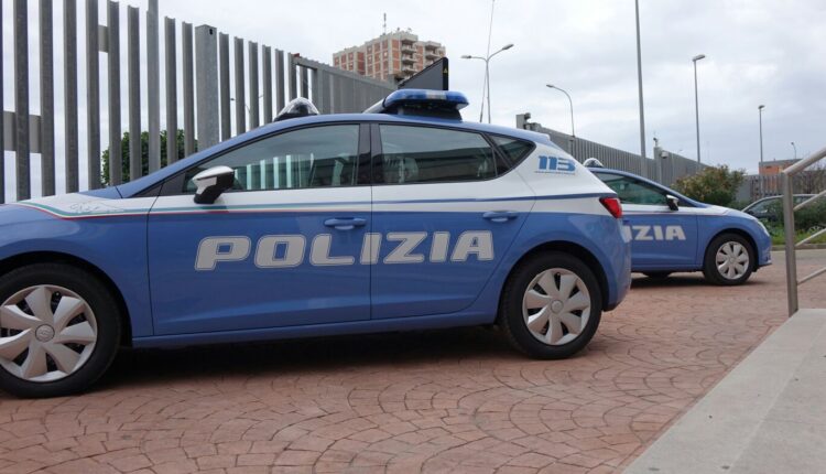 Taranto: atti persecutori verso mamma e figlia, 32enne arrestato dalla Polizia di Stato