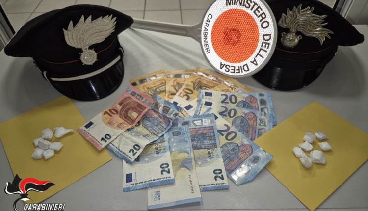 Livorno: Spaccio di stupefacenti, in arresto 20enne e 27enne