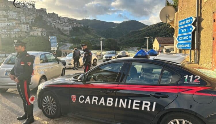 Corigliano Rossano: invalido civile subisce una violenta rapina in pieno centro, Carabinieri arrestano 29enne