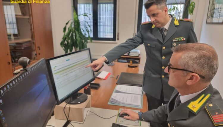 Macerata: Guardia di Finanza denuncia "money transfer" per uso illecito di dati clienti e trasferimenti illegali