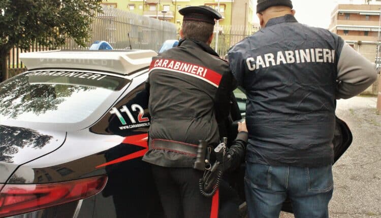 Ferrara: arrestato dai Carabinieri 34enne rumeno facente parte di una banda specializzati in furti di mezzi agricoli