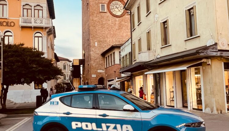 Venezia: Ruba all'interno di un bar, recidivo arrestato in flagranza di reato