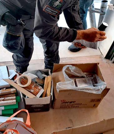 Ugento: sequestrate oltre 2 tonnellate di materiale esplosivo in casa, 38enne arrestato dai Carabinieri