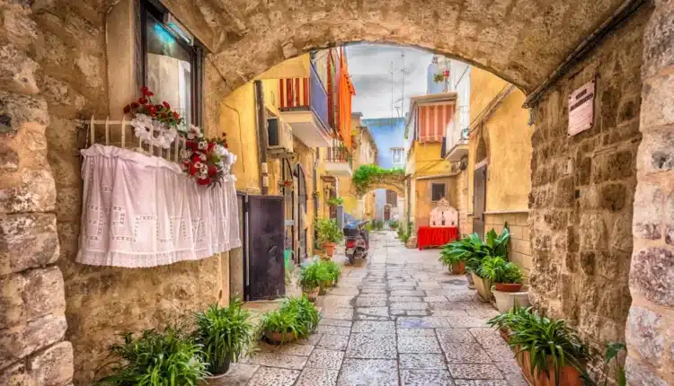 Bari, festa della "Vidua Vidue" per ricordare la liberazione dall’Assedio Saraceno