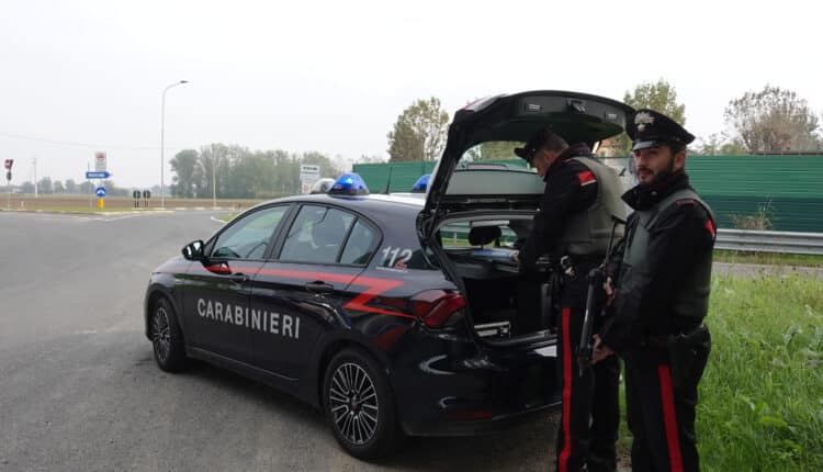 Medicina: Sorpreso a fare benzina su auto precedentemente rubata, arrestato 37enne