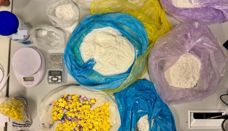 Milano: Spaccio, produzione e confezionamento di stupefacenti, arrestate 4 persone