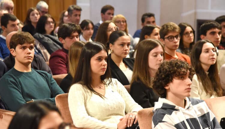 Brescia, premiazioni per l’eccellenza scolastica: 269 diplomati con 100 e lode