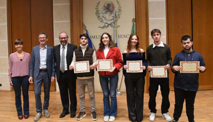 Brescia, premiazioni per l’eccellenza scolastica: 269 diplomati con 100 e lode