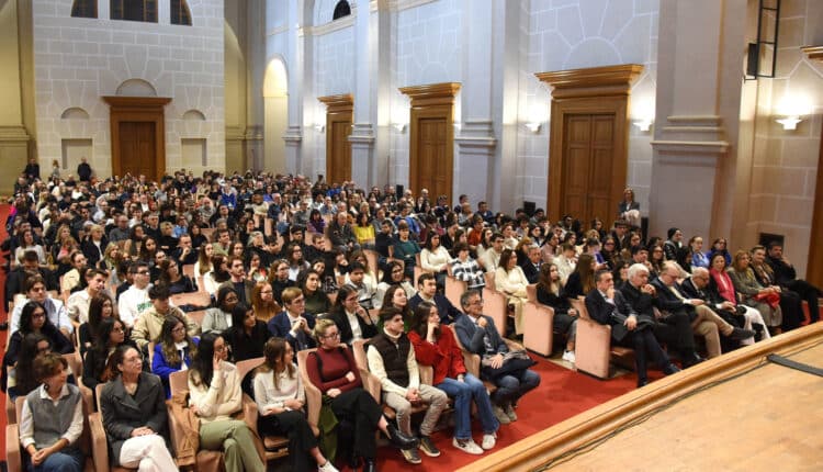 Brescia, premiazioni per l’eccellenza scolastica: 269 diplomati con 100 e lode