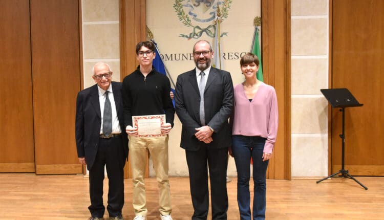 Brescia, premiazioni per l’eccellenza scolastica: 269 diplomati con 100 e lode