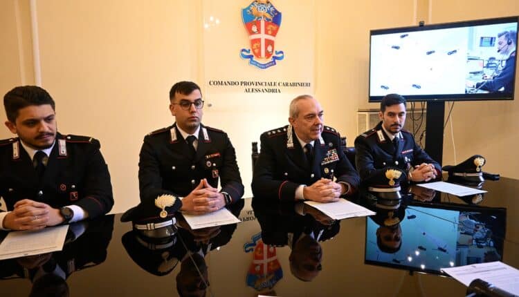 Alessandria: “pendolari del crimine” fermati in flagranza dai Carabinieri, arrestati due truffatori