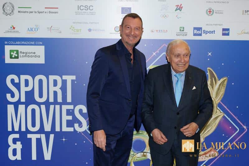 Milano, "Sport Movies & Tv": Amadeus, Ambrosini e Donadoni premiati a Palazzo Lombardia