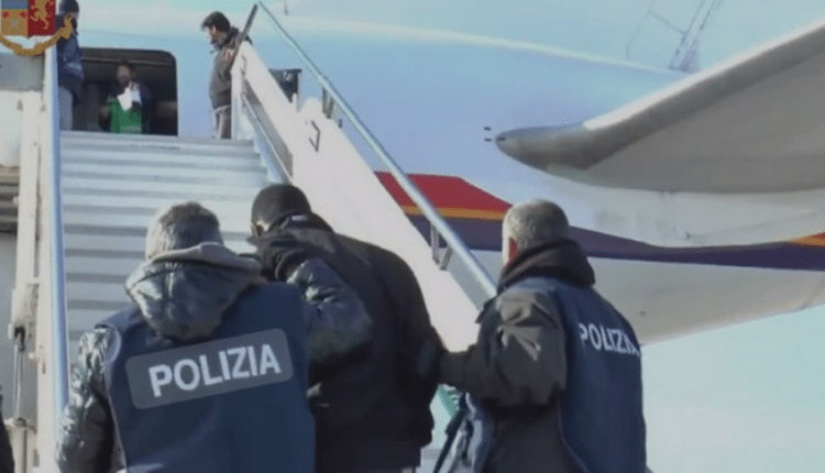 Brennero, clandestino pregiudicato tenta di far ingresso illegalmente in Italia. Arrestato dalla Polizia di Stato ed espulso