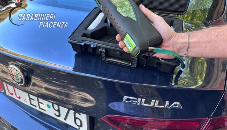 Piacenza: Controlli del territorio, 5 automobilisti denunciati 6 persone segnalate