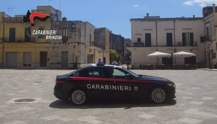 Brindisi: Rapina due attività commerciali, arrestato 27enne