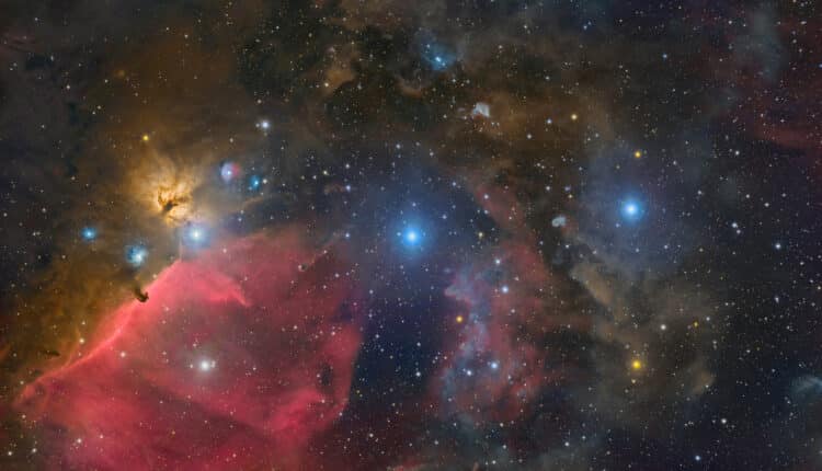 Trieste: inaugurazione della Mostra "Sguardi nel buio degli anni-luce – La fotografia astronomica tra scienza e arte".