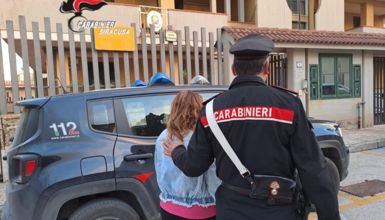 Priolo Gargallo: Carabinieri arrestano 34enne per violenza sessuale di gruppo