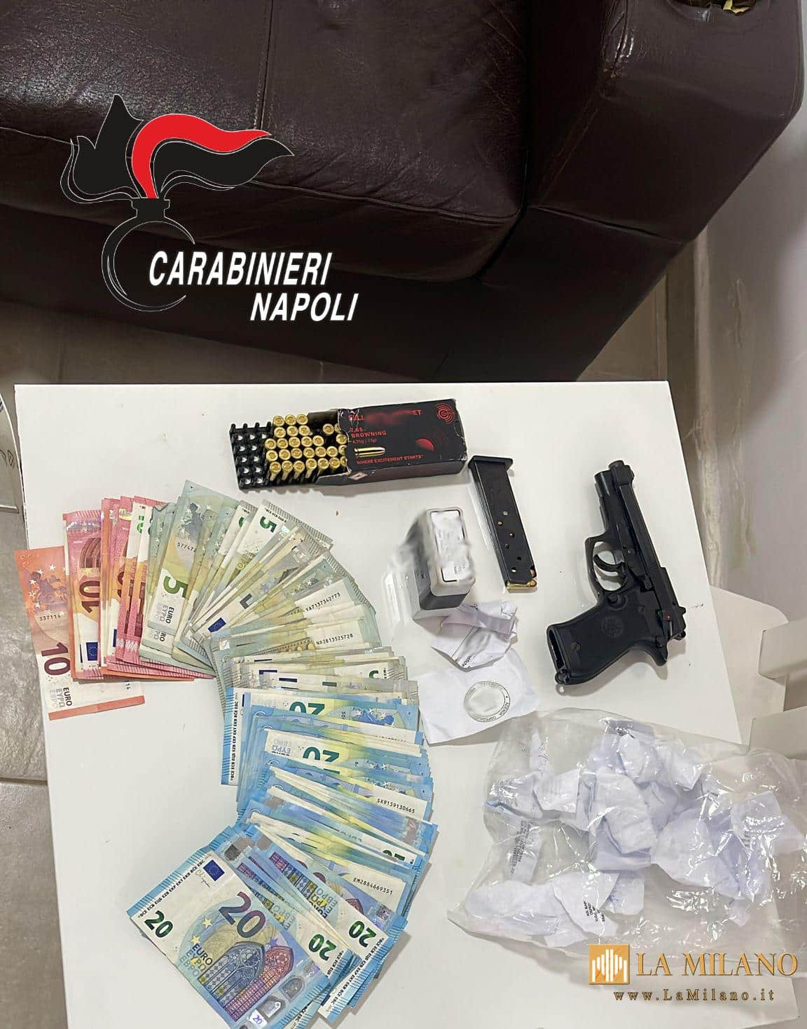 Casalnuovo di Napoli: trovato un kit per certificati medici falsi nell'appartamento di un 55enne ai domiciliari