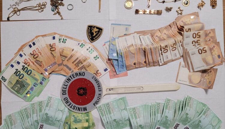 Cassino, in viaggio con 60.000 mila euro di gioielli. Fermato dalla Polizia di Stato