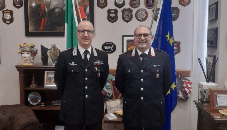 Cecina, il Luogotenente Carica Speciale Francesco Rosella lascia il servizio attivo. E' stato comandante del Nucleo Operativo e Radiomobile di Cecina