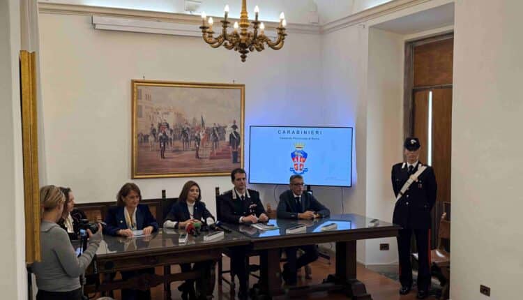 Roma: in funzione Mobile Angel, uno smartwatch collegato ai Carabinieri per chiedere aiuto in caso di aggressione