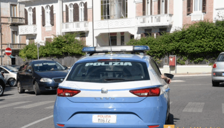 Crotone, stalking all’ex compagno. Applicato braccialetto elettronico ad una donna