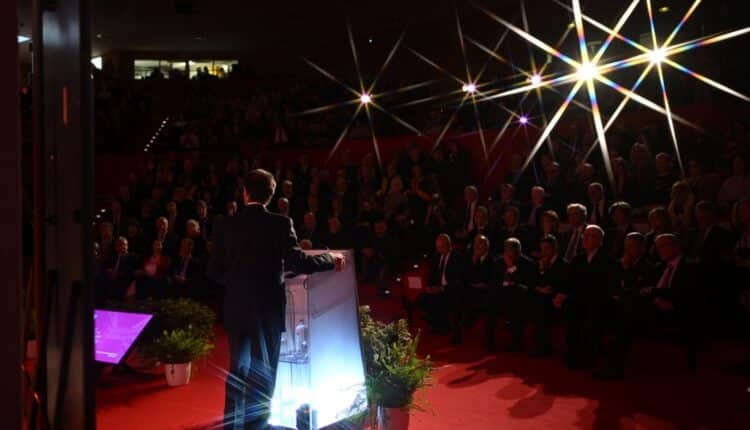 Milano: Fontana inaugura l'anno accademico alla Bicocca, un modello di università moderna