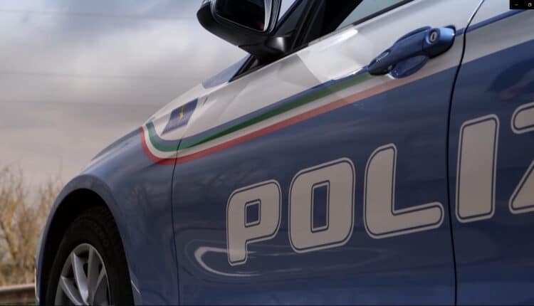 Genova: in auto senza patente e con un cutter nel cruscotto, sanzionato e denunciato.