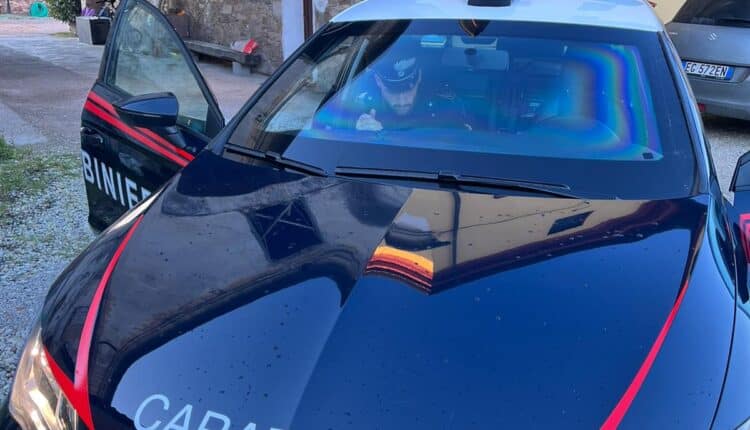 Lucca: Truffava con la tecnica del finto Carabiniere, arrestato 22enne