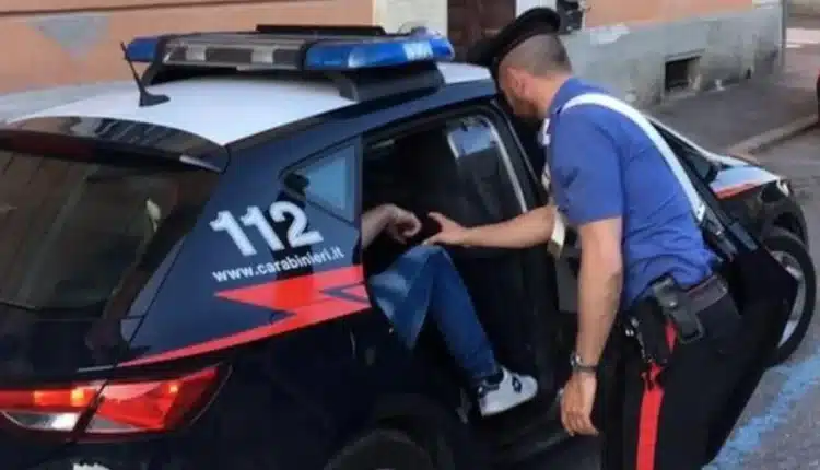 Isernia: minaccia la sorella con un coltello, i Carabinieri lo arrestano.