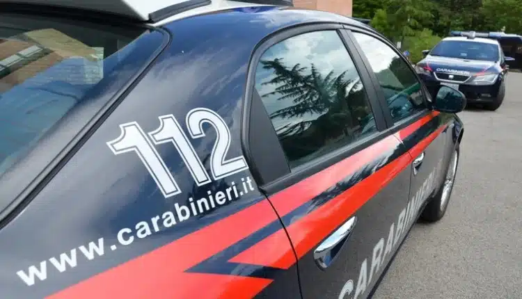 Lucca: perseguita la ex fidanzata mentre è agli arresti domiciliari, arrestato dai Carabinieri.