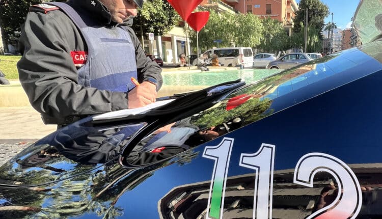 Meta, furti in casa. Le telecamere incastrano la babysitter. Carabinieri arrestano 55enne