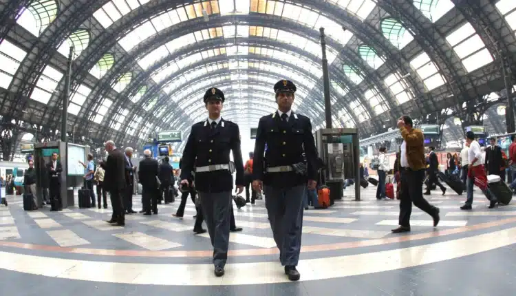 Milano: furti in stazione Centrale e Bovisa, arrestati dalla Polizia di Stato.