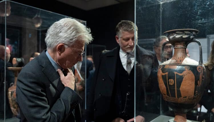 Roma: al Museo Nazionale Etrusco di Villa Giulia la mostra “Miti greci per principi dauni”