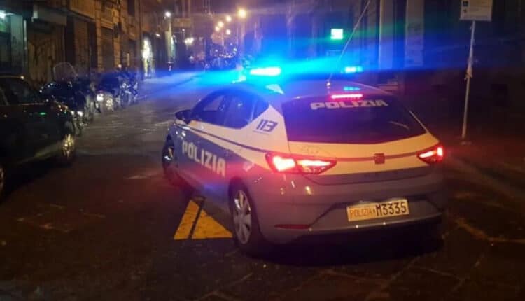 Piazza Garibaldi: scoperto con la droga a bordo di una bici elettrica rubata, arrestato dalla Polizia di Stato.