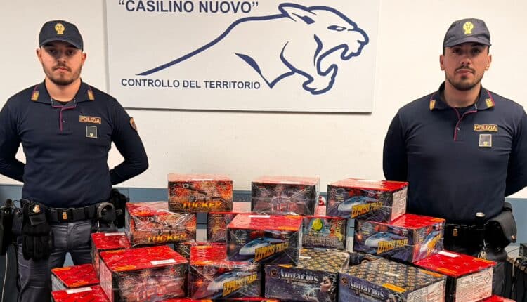 Roma, beccato all'uscita del Grande Raccordo Anulare, senza alcuna licenza, con oltre 136 kg di fuori pirotecnici. 43enne romano denunciato dalla Polizia di Stato