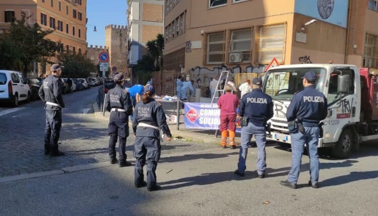 Roma, la Questura mette in campo "Task Force" nelle zone di San Lorenzo e Fidene. 152 identificati, 5 attività controllate e sanzioni amministrative