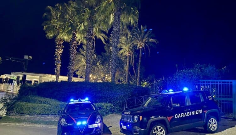 Somma Vesuviana, sui social la festa abusiva di halloween. Carabinieri denunciano 3 persone. Gli 848 "zombie" hanno tra i 14 e i 19 anni