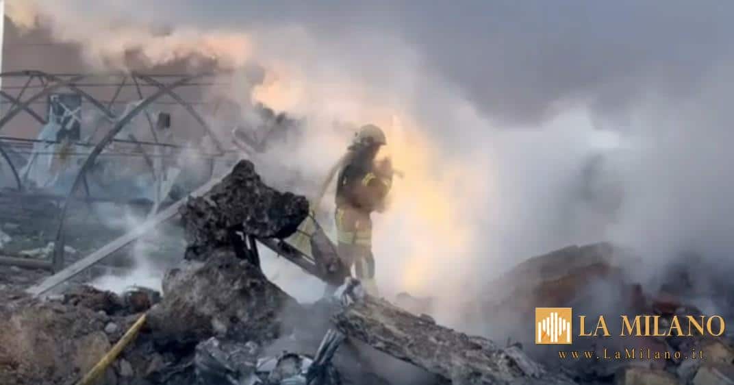 Ucraina sotto attacco: ondata di missili, infrastrutture sotto assedio, reazioni internazionali.