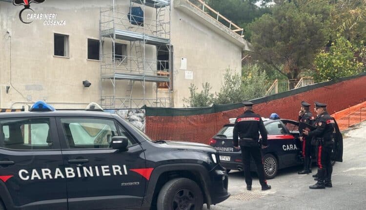 Cosenza: Rapinano un albergo in costruzione per poi aggredire il proprietario e la madre, arrestate due persone di 34 e 22 anni