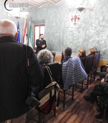 Sassetta: l'incontro dei Carabinieri a sostegno della cittadinanza contro le truffe