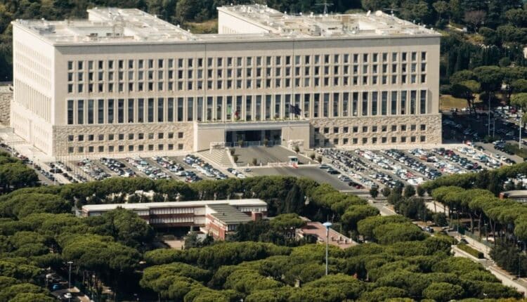 Il Ministro Tajani incontra Li Xi, membro dell'ufficio politico del PC cinese