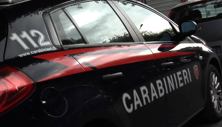 Altopascio, sequestrate dai Carabinieri due officine abusive. Due le persone denunciate