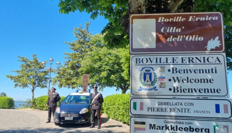 Boville Ernica, minaccia i genitori e le sorelle. Arrestato dai Carabinieri