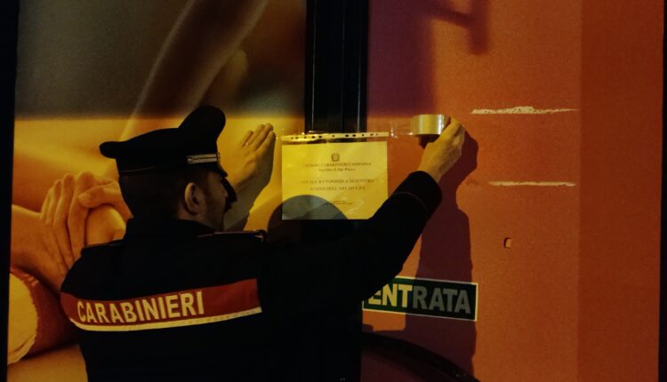 Casapulla, centro massaggi a luci rosse. I Carabinieri denunciano 3 donne