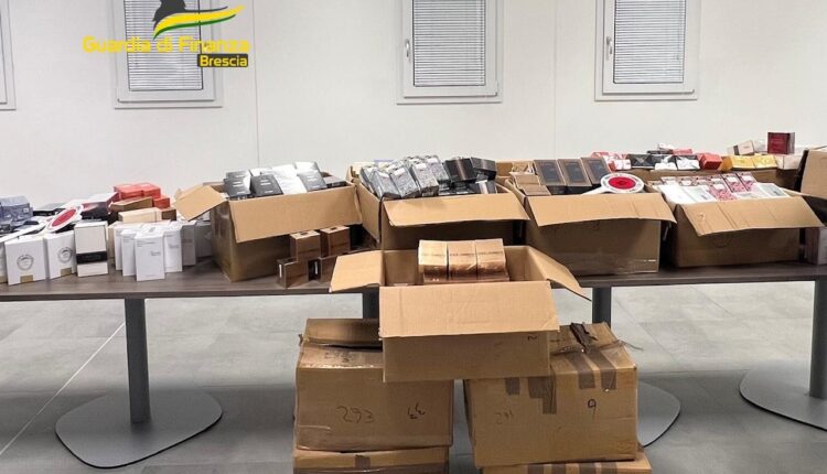 Castenedolo, individuato centro di stoccaggio di articoli di profumeria contraffatti. Sequestrati oltre 5400 profumi di noti brand