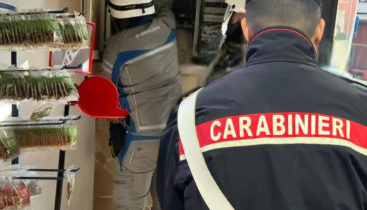 Catania, controlli dei Carabinieri assieme al NAS nel "Villaggio Santa Maria Goretti" a tutela della salute di cittadini e turisti