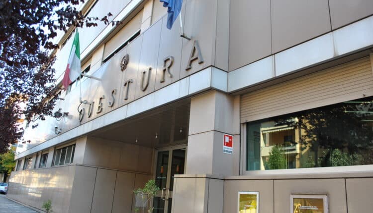 Corigliano-Rossano, mandato di cattura ed esecuzione di arresto ai fini estradizionali