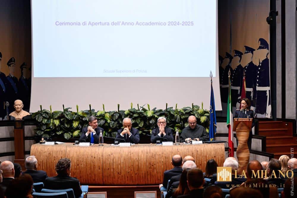 Roma: cerimonia di Apertura dell'Anno Accademico 2024 - 2025 del 113° Corso per Commissari della Polizia di Stato e 15°Corso Commissari Tecnici.