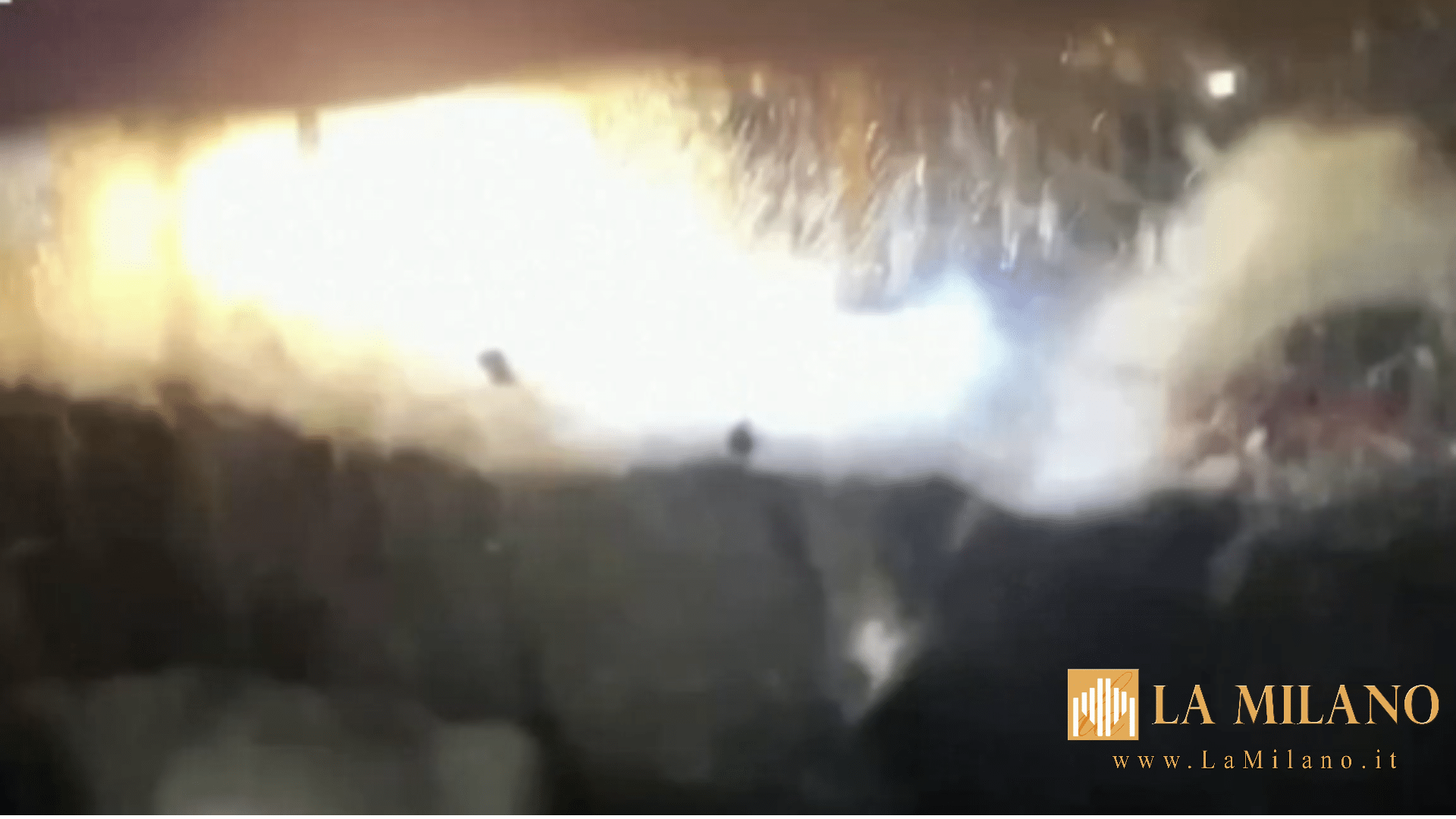 Ordigno in un monopattino: ucciso un generale russo a Mosca. Kiev rivendica la responsabilità